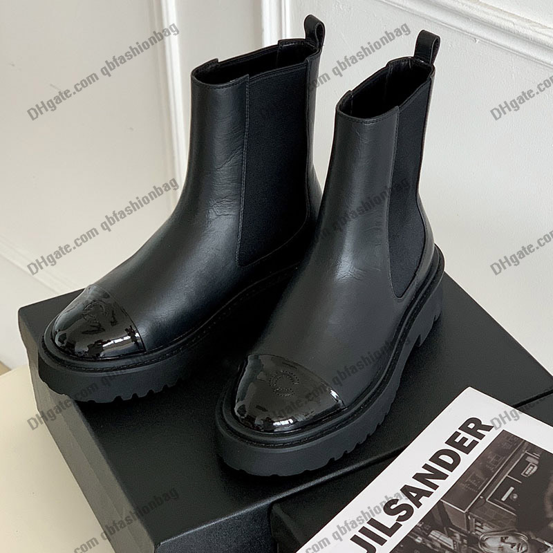 

22ss Womens Chelsea Ankle Boots Calfskin Patent Leather Platform Heels 5cm Slip-on Knight Western Motorcycle Rainboots Cowboy Boot Retro Black Luxurys Knee Booties