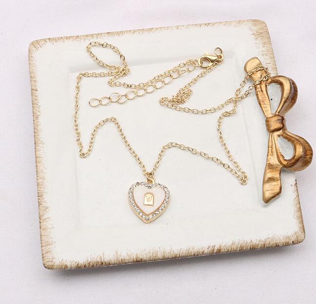 Simple Luxury Designer Brand Letter Pendant Necklaces Chain 18K Gold Plated Crystal Rhinestone Sweater Newklace for Women Wedding Jewerlry Access
