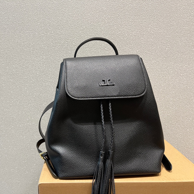 

backpacks Designers bags luxurys handbag letter design large capacity hiking bag Travel temperament versatile Christmas gift backpack Material Leather very nice, Black