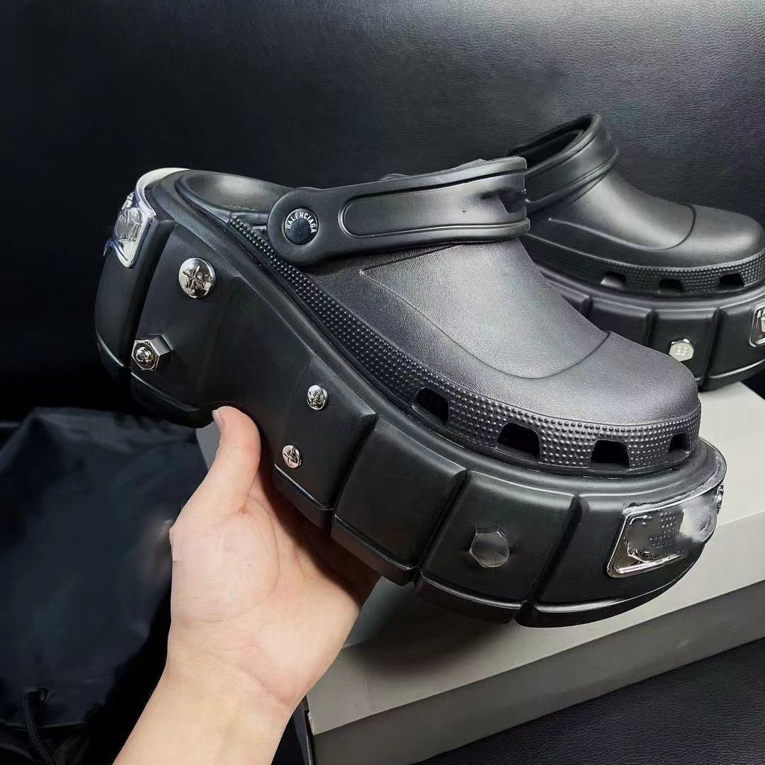 

Womens Hardcroc Sandals Designer Croc Rubber Slippers Slip on Platform Slides Tone Fashion Waterproof Sandal Slide Size 35-44