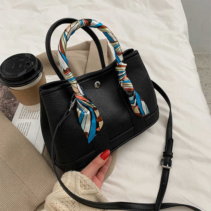 

Luxurious Designer Herme bags Simple Casual Texture Small Women 2022 New Fashion Hand Advanced Versatile One Shoulder Crossbody, White