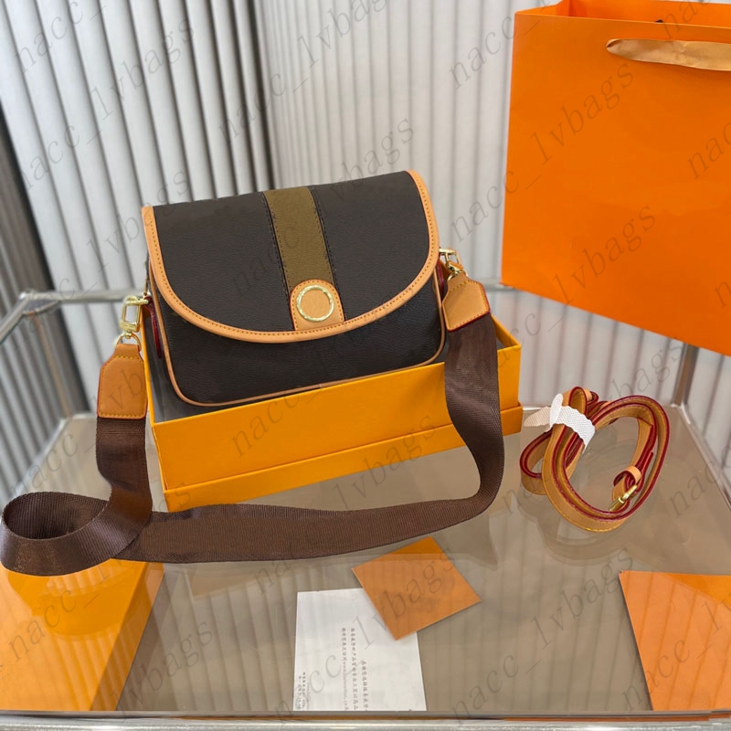 

Designer Bag Women Fashion Shoulder Bags Leather Handbags Letters Messengers Mini Flip Cover Wallet Cossbody Luxury Tote bags With Box, 148675 size 23x16cm