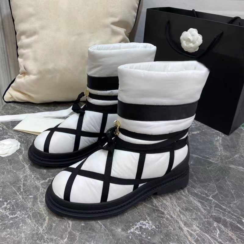 Designer Ski Boot Winter Fashion Warm Snow Boots round head low heel Thick Bottom lamb fleece Ankle Booties luxury Brand women's shoes facto
