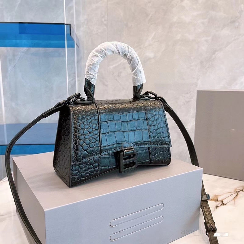 

Designer Luxury Women's Bags Balencaiges Net Female New Retro Leather Crocodile Single Shoulder BagOMGM, Black black large