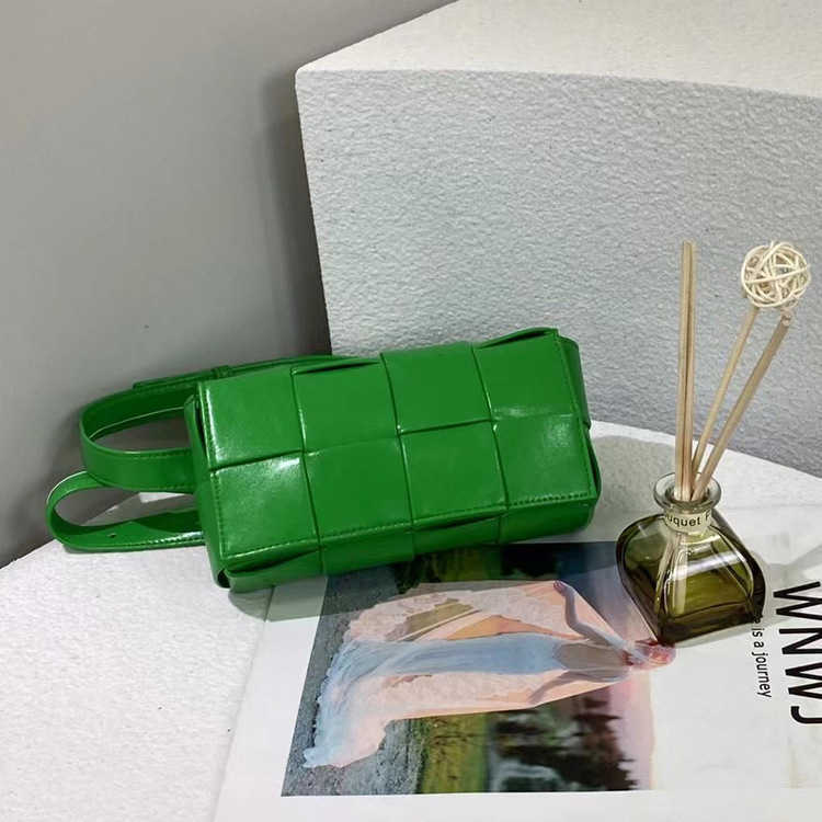 

Luxurious Designer Bottess bags Venetas New women's candy color woven small square leather fashion trend Mini single shoulder wide have a logo, White