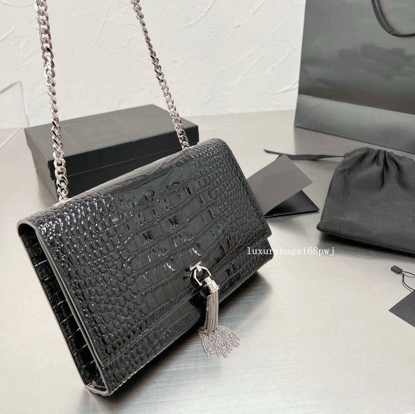 

designer bags handbags luxury wallet crossbody shoulder bag Alligator tassel christmas backpacks female high quality tote bag letter chains, Box single shot can not be sent