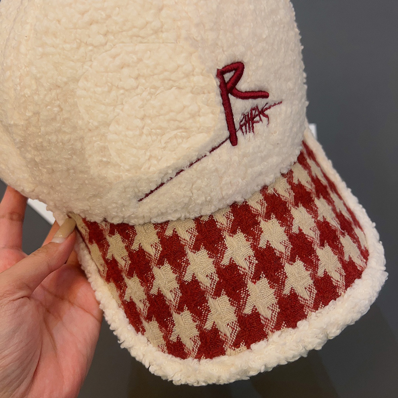 

Luxury Brand Bucket Hat Designer Womens Warm Wide Brim Hats Mens Classic All Match Caps Beanie Cap Fashion Sports Caps D22102804JX, White