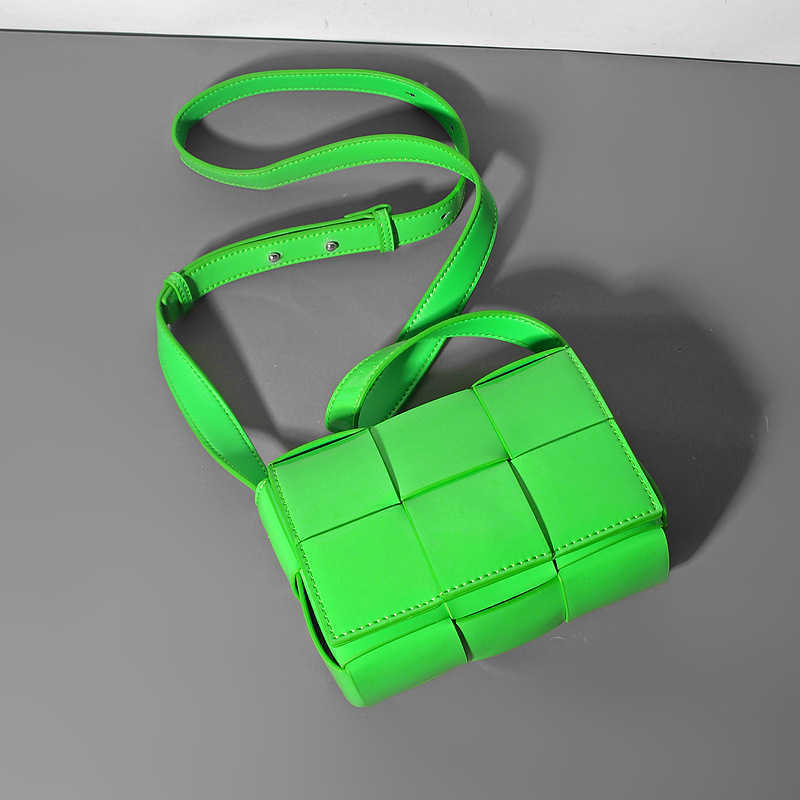 

Luxurious Designer Bottess bags Venetas small square have a logo, White