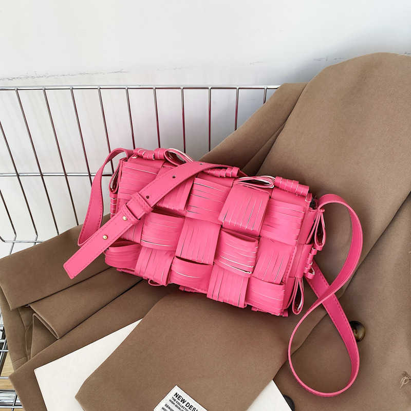 

Fashion Ladies Bottess bags Venetas Niche design small women's summer 2022 new messenger, Black