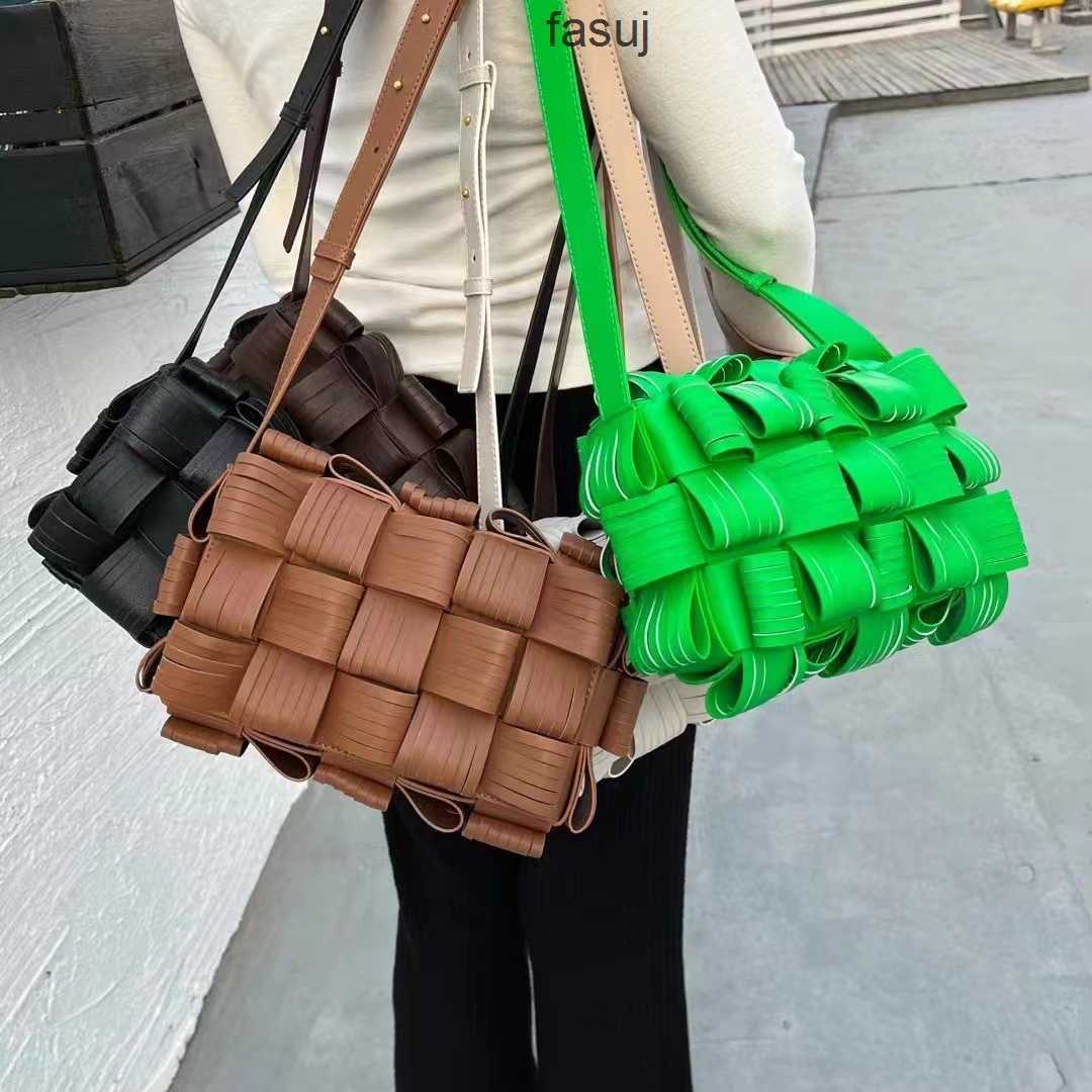 

Fashion Ladies Bottess bags Venetas woven pillow small square 2022 women's Single Shoulder Messenger