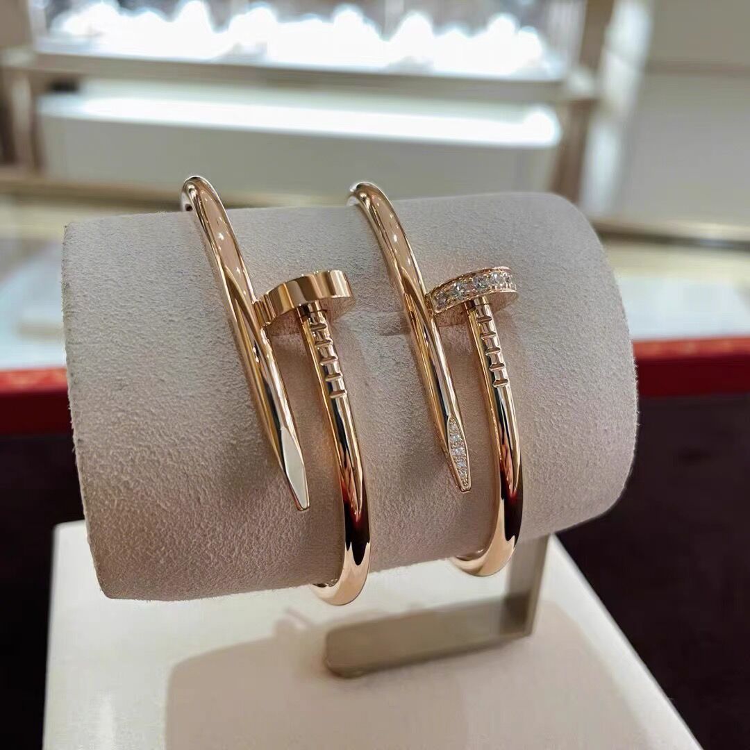 

Stone jewelry designers love bangle luxury bracelet Diamonds C nail South American mens womens gift party wedding Titanium steel bracelets bangles