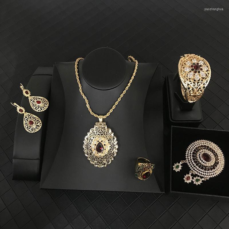 

Necklace Earrings Set & Vintage Gold Jewelry Luxury Crystal Neckle Earring Bracelet Brooch Ring Moroccan Wedding Accessories 5pcs For Women, Picture shown