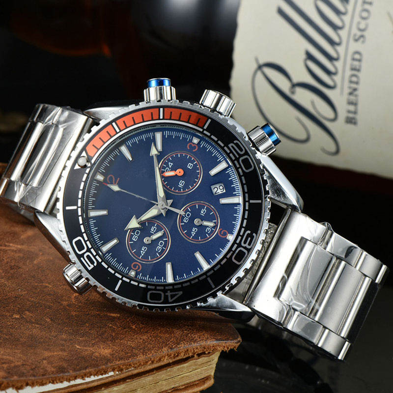 

Men's luxury Quartz Watch Business fashion leisure refined Multi-functional Calendar Waterproof steel Band Watches, U001