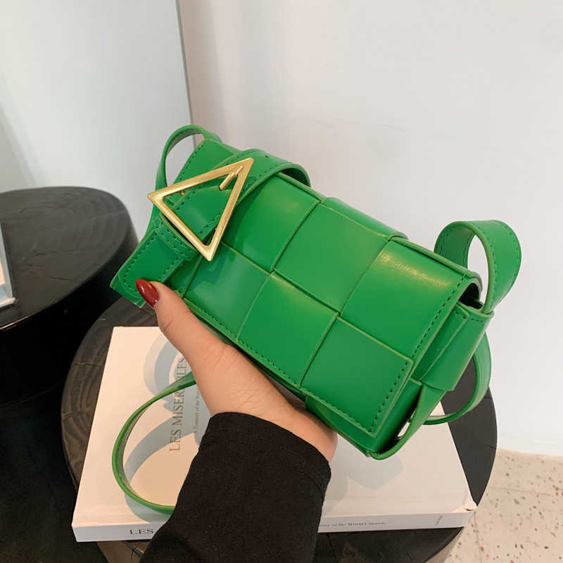 

Handbags Designer Bottess Ladies Venetas Ins Mini messenger small women's 2022 Korean version summer fresh knitting one shoulder sq have a logo, White