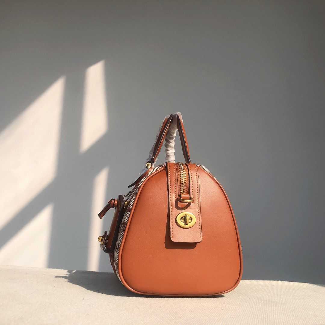 

Designer Luxury Women Bag Coch Handbag Fashion Inclined Shoulder Bags CC Versatile Purses Cochs Totes Large Capacity Saddle Coal Wallet 5AHigh Quality DPXU, Sky blue