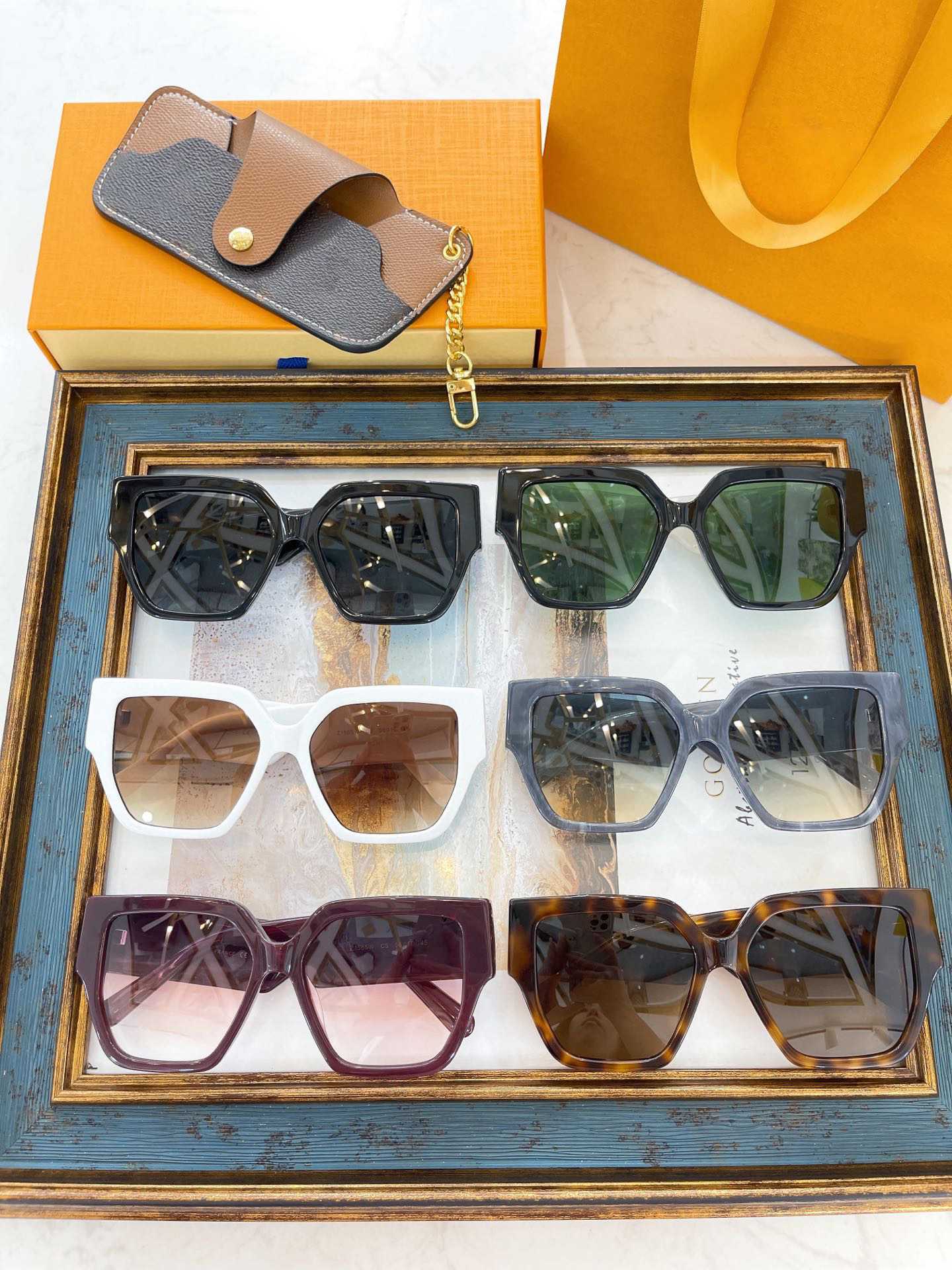 

Men Sunglasses For Women Latest Selling Fashion Sun Glasses Mens Sunglass Gafas De Sol Glass UV400 Lens With Random Matching Box Z1565W