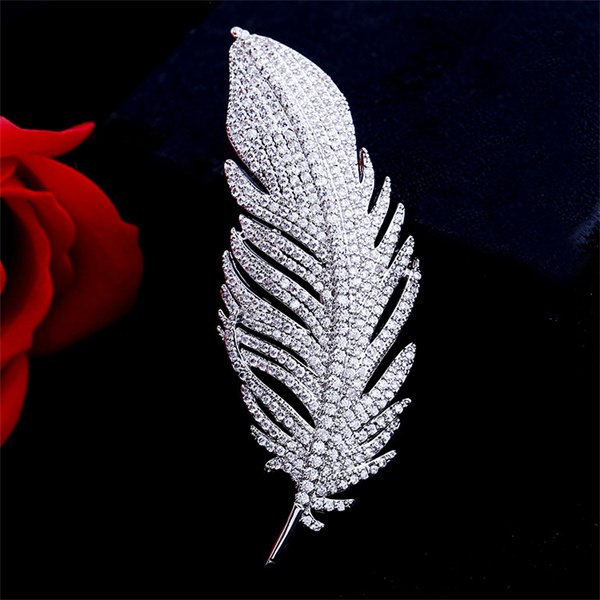 

New style Zircon Pins Brooches Women's Suit Cheongsam Cape Buckle Accessories Premium Feather brooch AC396
