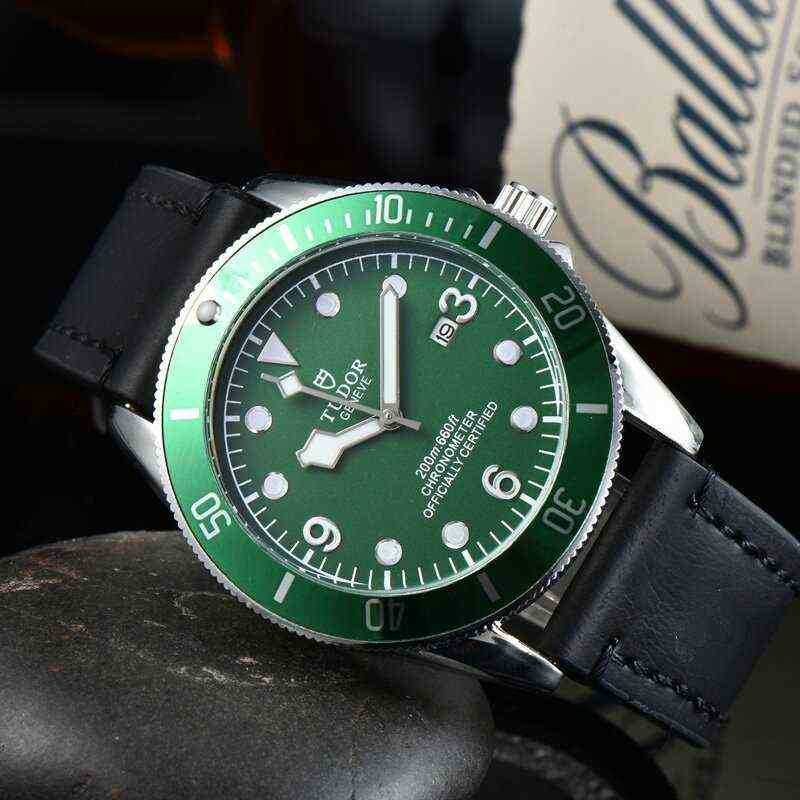 

Titanium Tudors Pelagos 25600 Zf Watch Fashion Watches Mens Montre Movement Luxury Designer Watch Fashion Women's Men's Tudors Jbnm Tt8n, Beige