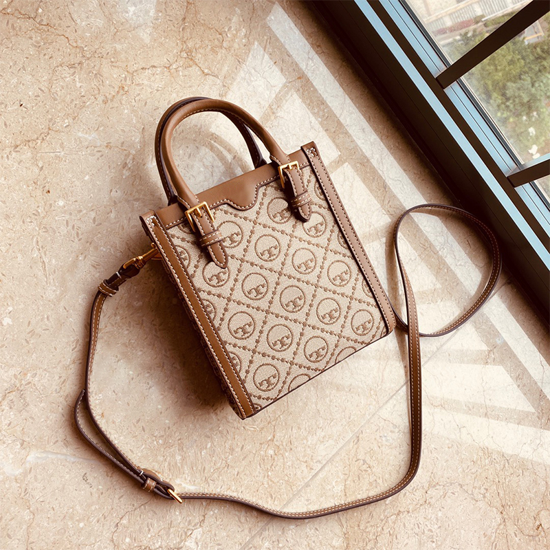 Autumn and Winter New Shoulder Bag Retro Style Vertical Tote Bags Rhombic Pattern Jacquard Design Women's Handbag Small Fashion Mobile Phone