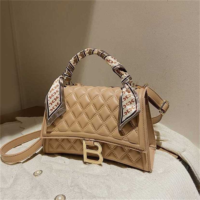 

60% OFF 2023 Designer bag high quality hourglass leisure hand-held Single Messenger rhombic checkered small square women's, White