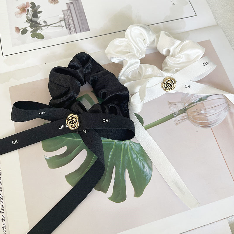 

2022 C-Letter Vintage Style Women Hair Rubber Bands Luxury Elastic HairRope Bowknot Ponytail Holder Hair Accessories Jewelry Black White Colors