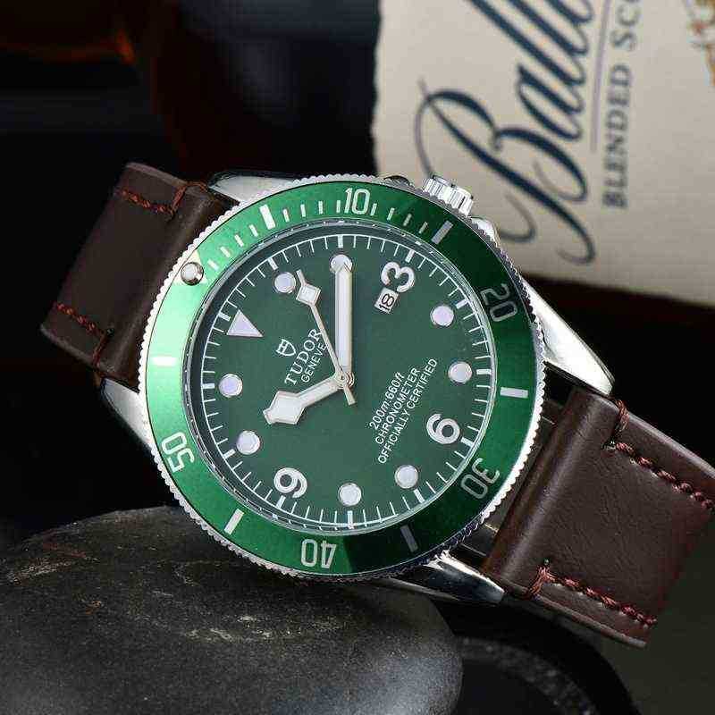 

Titanium Tudors Pelagos 25600 Zf Watch Fashion Watches Mens Montre Movement Luxury Designer Watch Fashion Women's Men's Tudors 2t0b 1lwb, Beige