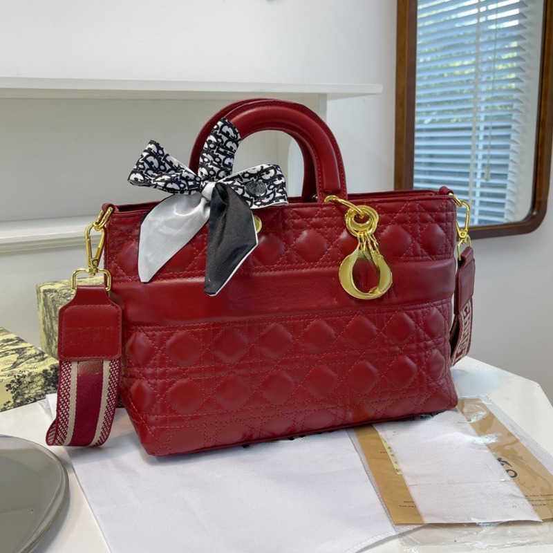 

Top Designer Totes Women Bags Red Paris Crossbody Shoulder bag Plaid Stitched Handbags Large Capacity Luxury Ladies Wallet Dust Bag & Box