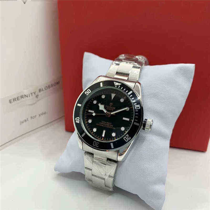 

Titanium Tudors Pelagos 25600 Zf Watch Fashion Watches Mens Montre Movement Luxury Designer Watch Fashion Women's Men's Tudors Kz2r 4ol1, Beige