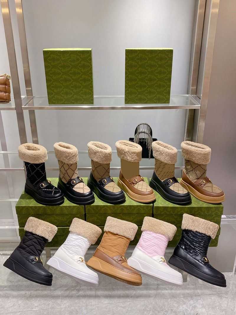 2023ss Luxury Designer Boots Frostproof Latest Mid calf Quilted Nylon Boots Women's Thick Snow Boots Winter Shoes Gold Hardware Travel