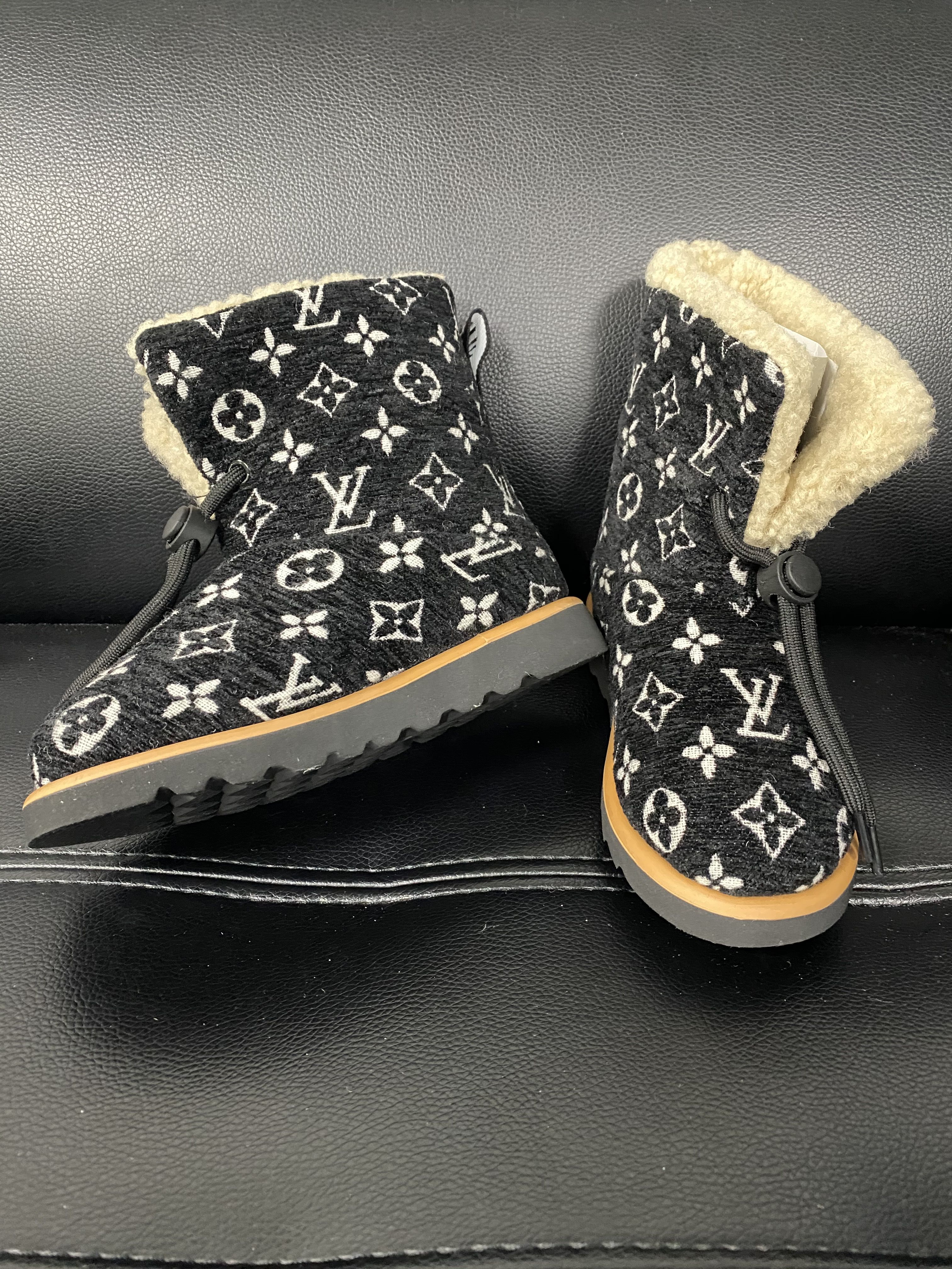 Dupe kids bottes de neige bottes chaudes animaux bébé garçons filles douces confortables moutons en peluche gardent beaux cadeaux de Noël d'anniv