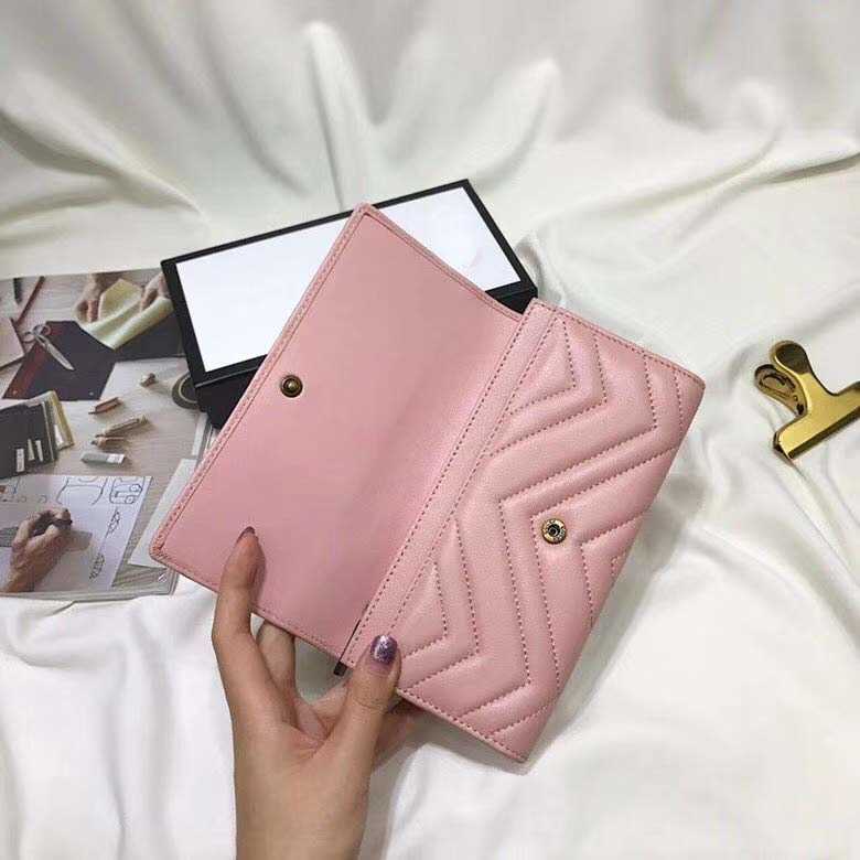 

High-quality leather Women designer Wallets zipper bag brand fashion Long cluth purse 3 color with box, Red