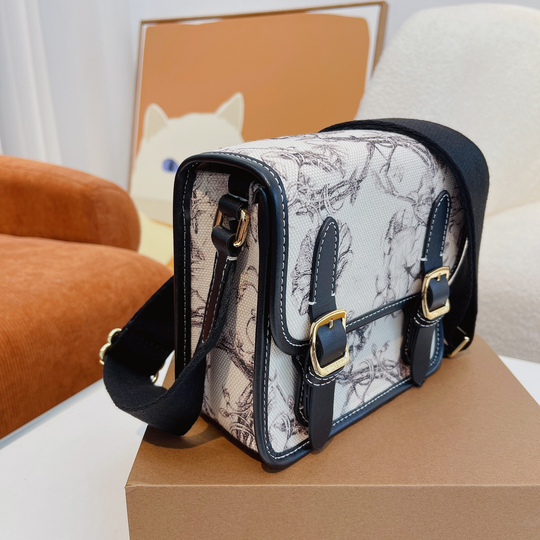 

2022 New Evening Banquet Women's cross-body shoulder bag Fashionable checked messenger bag Special toothpick pattern material with PVC double buckle there are boxes, 137052#1
