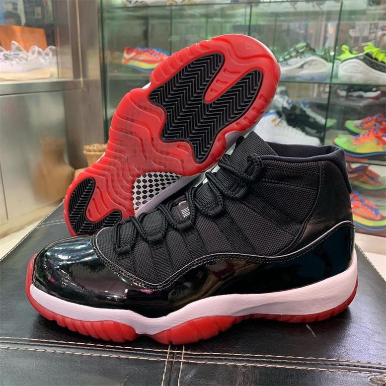 

Wiht Box 2023 Authentic 11 Playoffs Bred Cherry Shoes 11S Real Carbon Fiber 72-10 Concord Space Jam 45 Cap And Gown Win Like 96 Jubilee Gamma Blue Men Basketball Sneakers