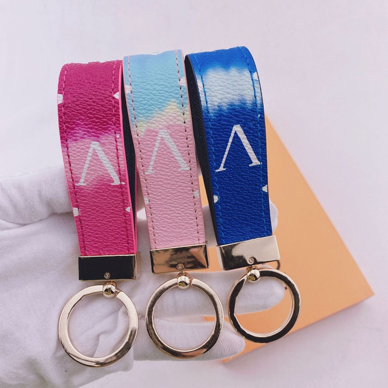 

2023 Designer Keychains Luxury Brand Key Chain PU Leather Animal Bag Pendant Charm Girls Cars Keyrings Chains Holder Fashion Women Key Ring Jewelry L002546808V