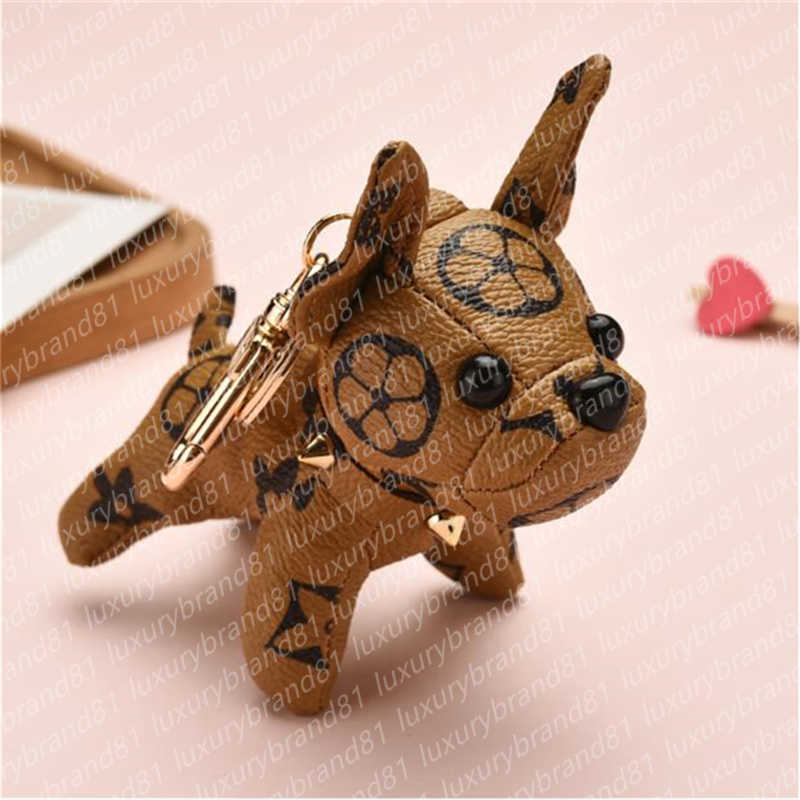 

Luxury designer Keychains Brand Design Dog pendant keys chains bag pendant checkerboard creative Leather dogs universal five flower key