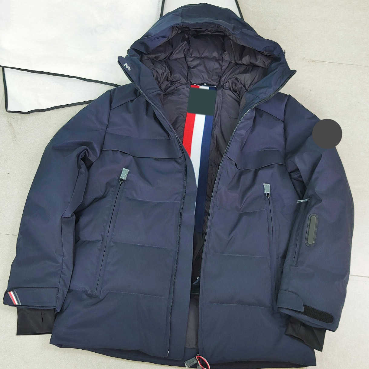 

Maya designer men's down jacket embroidered badge women's winter jacket warm puffer jackets size /L/XL/XXL/XXXL, Black