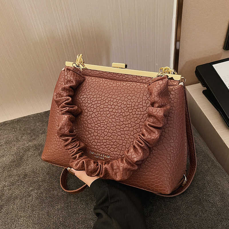 

Free and easy small square bag Women's bag One shoulder armpit leisure version Internet trend bag Women, Blue