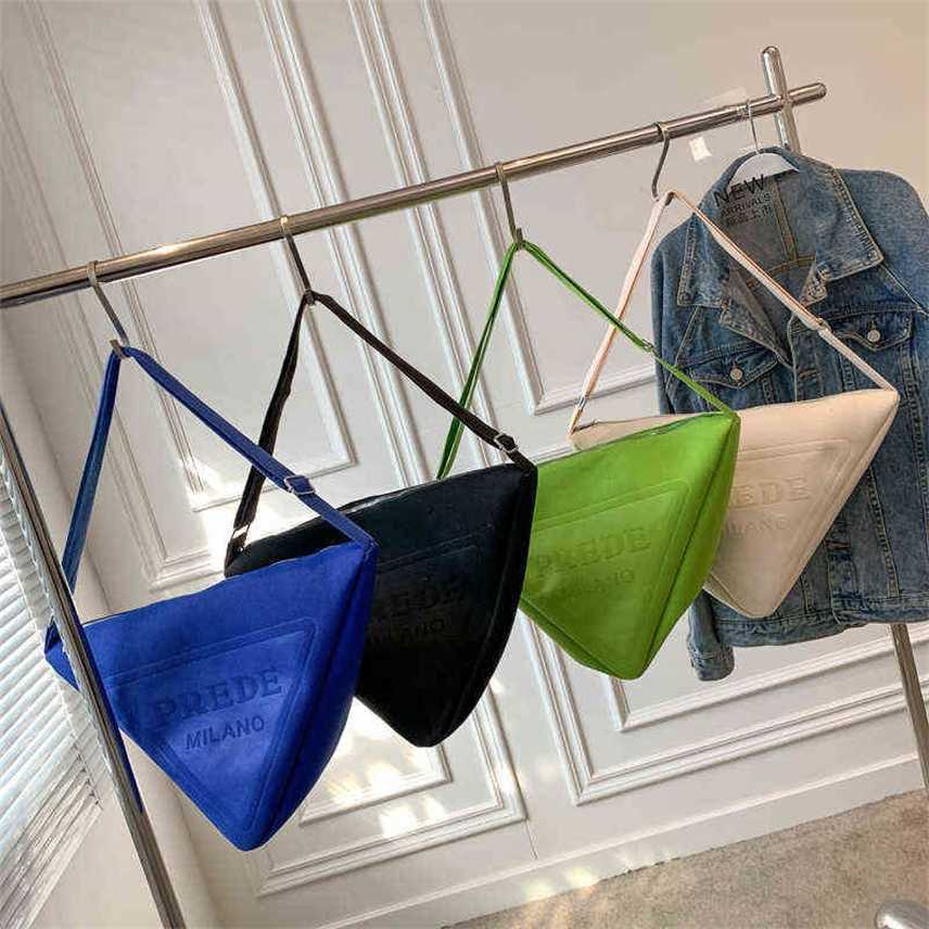 

style versatile casual letter canvas sling one Shoulder Messenger Bag Large Capacity 2022 spring and summer new women's bag trend Purses, White