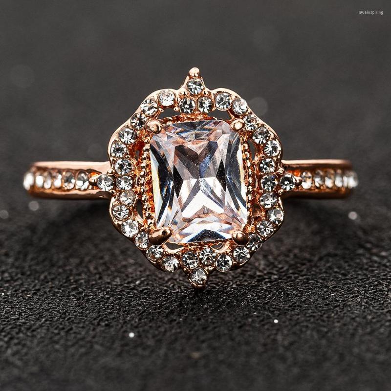

Wedding Rings Fashion Crystal Zircon Elegant For Woman Lady Luxury Shiny Big Rhainstone Engagement Ring Jewelry Party Gift