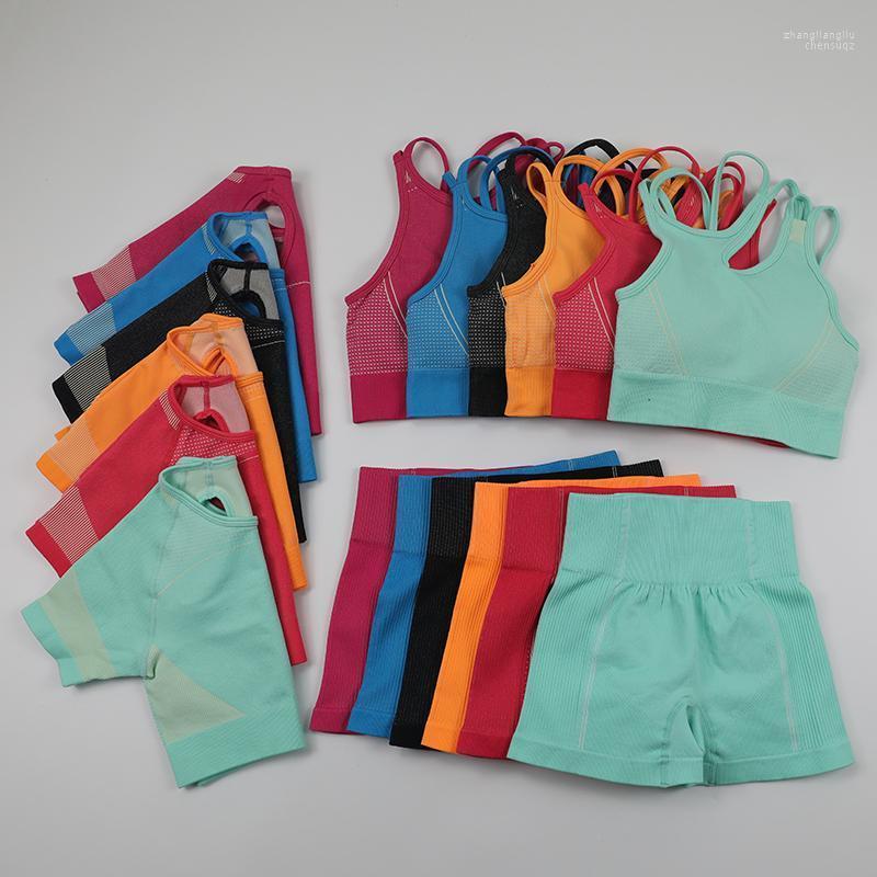 

Yoga Outfit Seamless Set Women Workout Suit Sportswear Breathable Gym Clothing Fitness Sport Bra Crop Top High Waist Shorts 2 Piece, Black-suit1