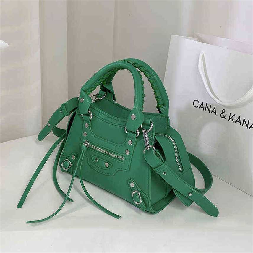 

Rivet trend locomotive handbag women's 2022 new creative personalized one shoulder design sense messenger Purses, White