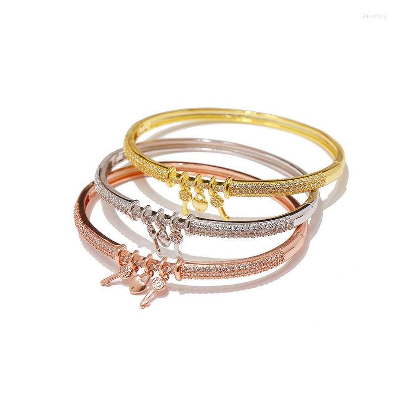 

Charm Bracelets Luxury Round Cute Fashion Heart Key Bracelet Romantic Plated Cubic Zirconia Lover Bride Wedding Jewelry