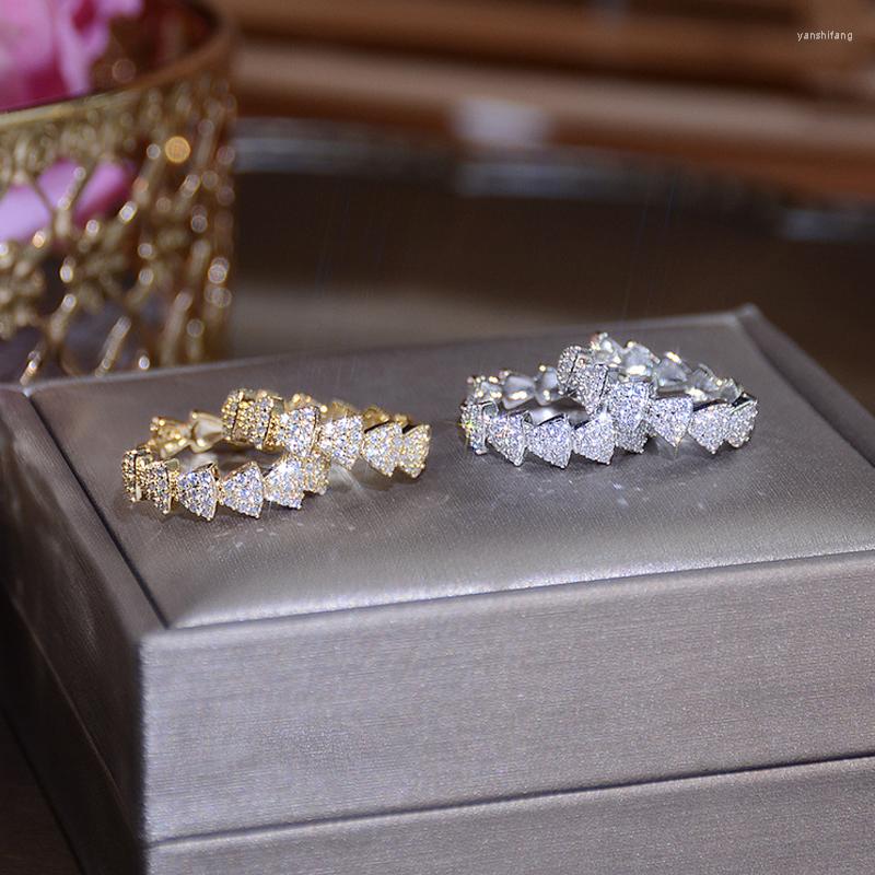 

Hoop Earrings Exquisite Ins Full CZ Geometric Triangle Women Earring Pave Bling Zirconia Circle Brincos Bijoux Charm Pendant Gift