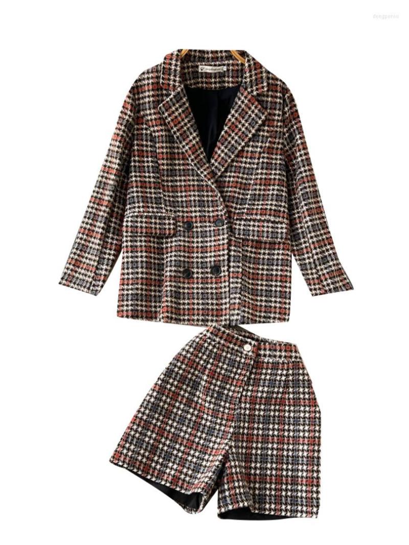 

Women's Tracksuits Foamlina Women Vintage 2 Piece Set 2022 Autumn Winter Notched Collar Long Sleeve Buttons Woolen Coat And Short Pants, Dark brown