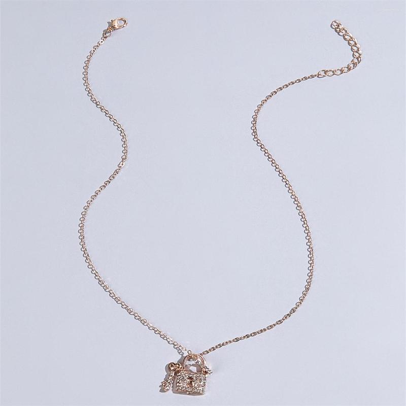 

Pendant Necklaces Lock And Key Necklace Stainless Steel Jewelry For Women Fashion Chain Collares Colgantes