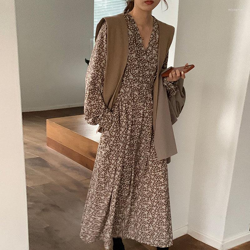 

Casual Dresses 2022 Autumn Waist Temperament Dress Polyester Vintage V-Neck Long Sleeve Korean Fashion Women, White