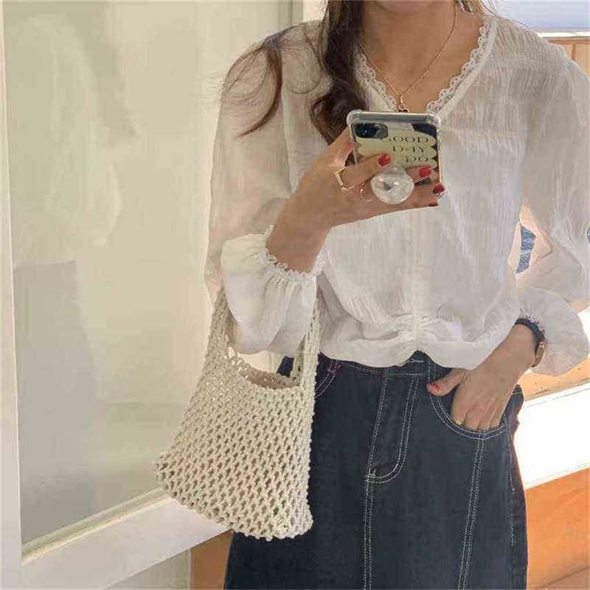 

Handbags Outlet Heat leather bucket BUCKET BAG WRIST hollow mesh portable women's bag, White