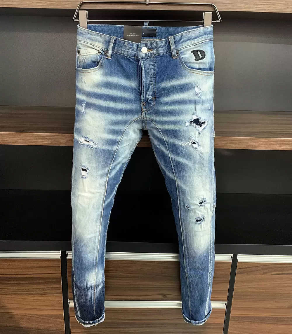 

Jeans Mens Luxury Designer Jeans Ripped Cool Guy Causal Hole Denim Fit Jeans Men Washed Pants