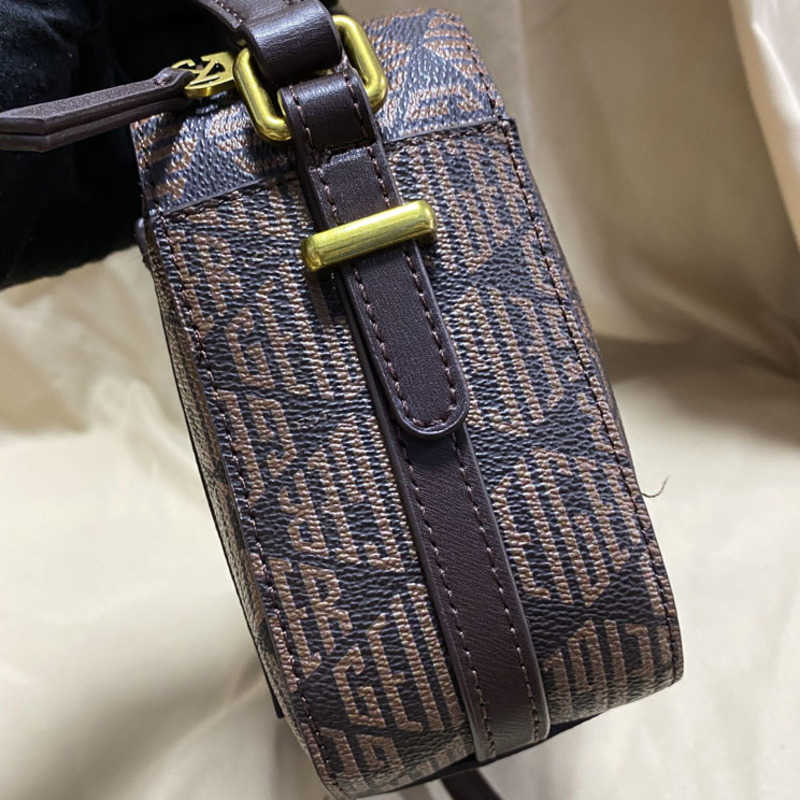 

kurt gei kurt gei women bags mini wallet crossbody shoulder fanny pack letter print leather messenger bag zip brown Cross body British, Brown3