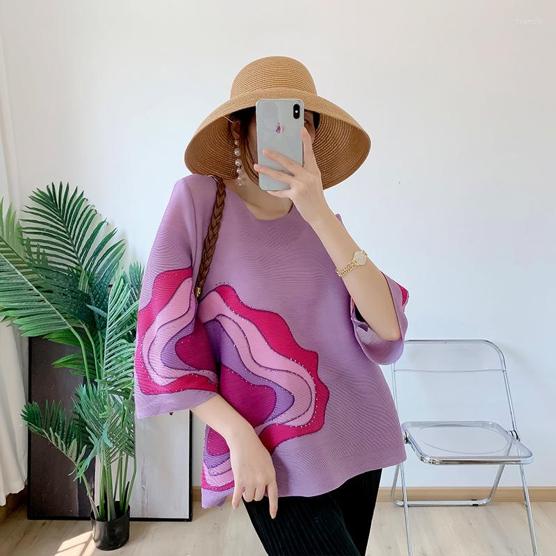 

Women's T Shirts Miyake Fold 2022 Spring And Summer Lantern Sleeve Round Neck Diamond Printing Top T-shirt Short-sleeved Purple Shirt, Picture color